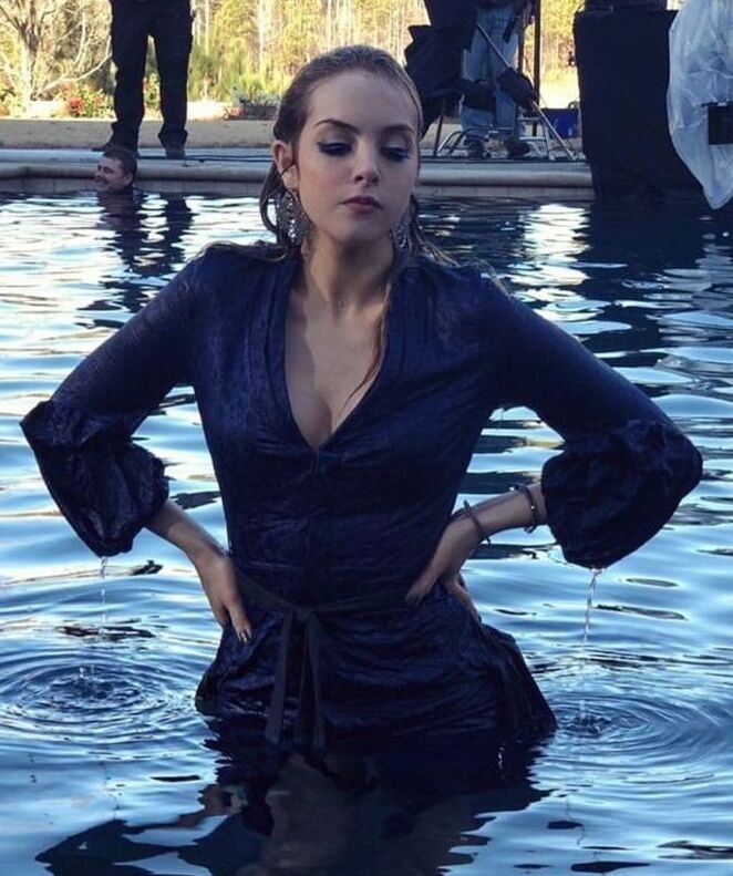 Elizabeth Gillies hot