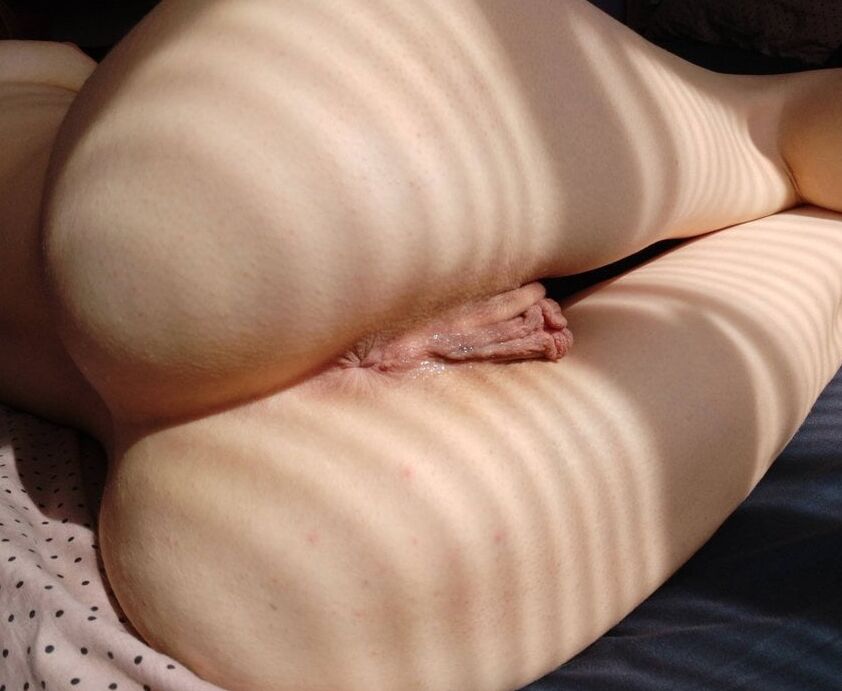 More naked Redditors