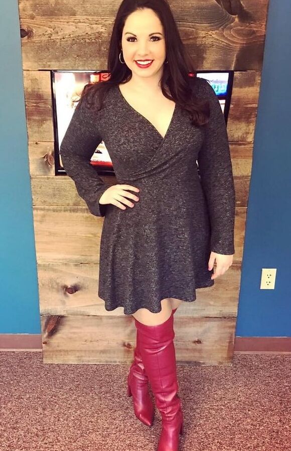 Female Celebrity Boots &amp; Leather - Kelly Nyberg