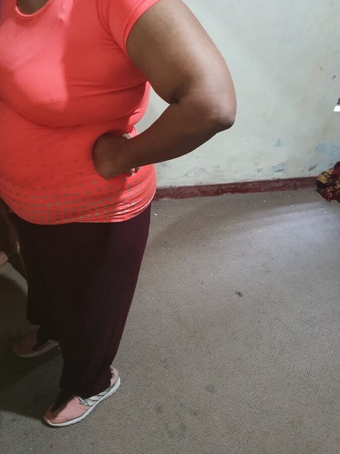 My sexy mom exercising