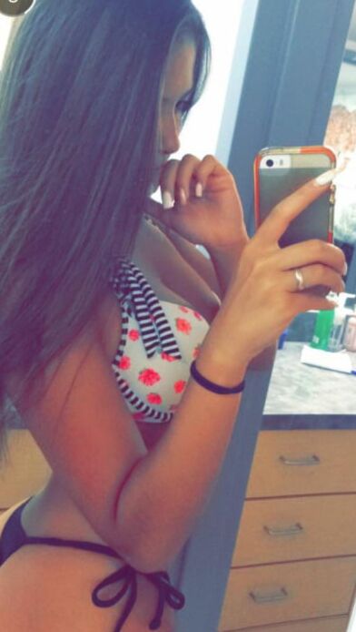 Rachel Bush: Hottest Pro Athlete Wife