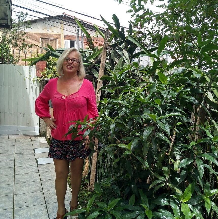 MILF ELZA