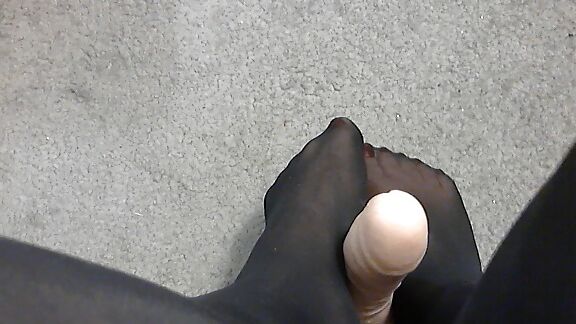 Foot Lovers Galore!
