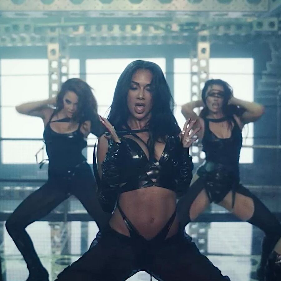 Nicole Scherzinger PCD &;React&; ()
