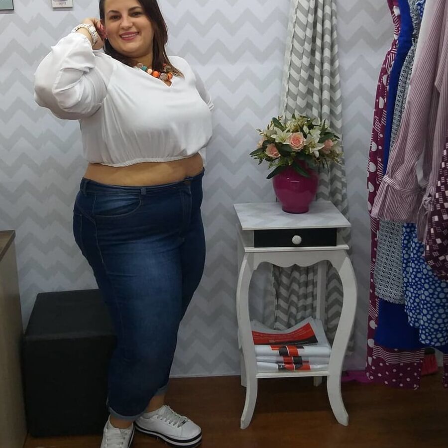 Mature for comments and cum