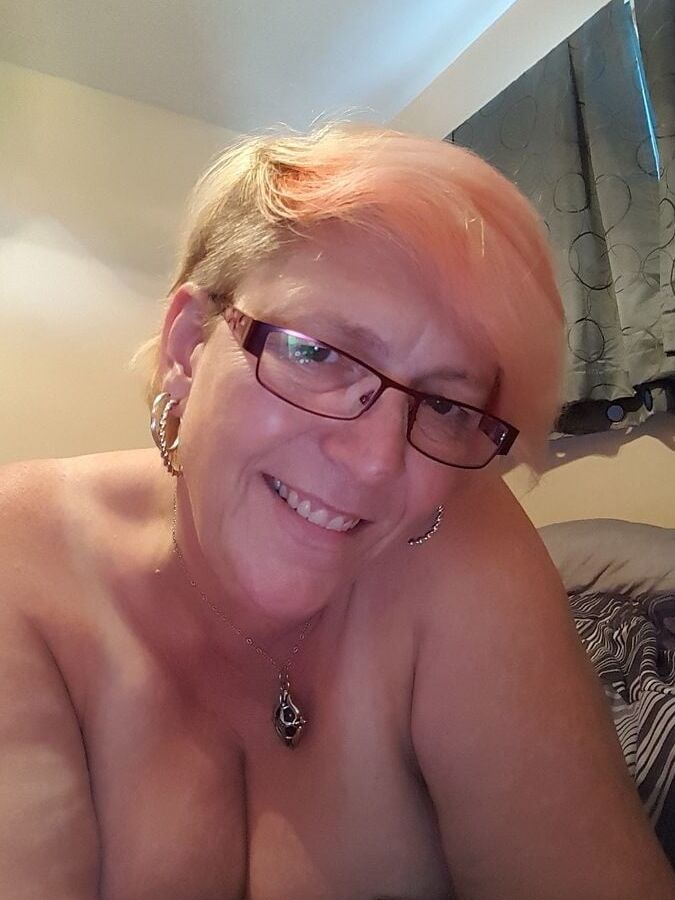 Sexy BBW GILF