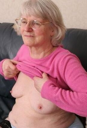 Mature Mums
