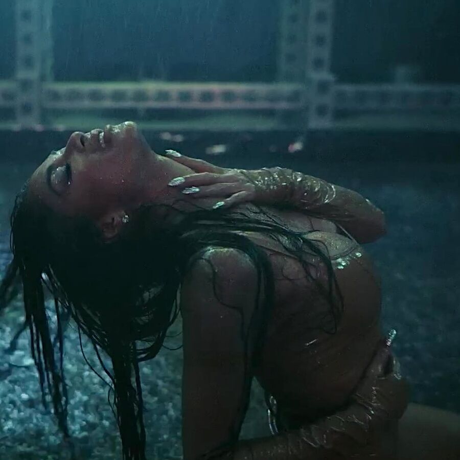 Nicole Scherzinger PCD &;React&; ()