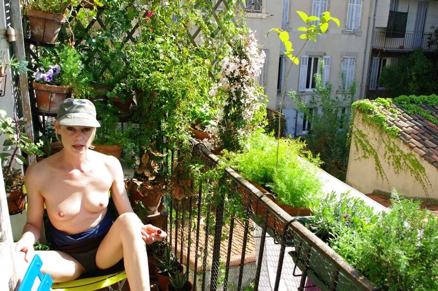 Skinny French milf