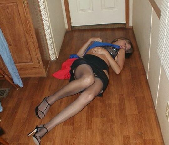 Champagne Matures on Party