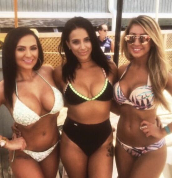 HOT Married Year Old Pennsylvania Friends