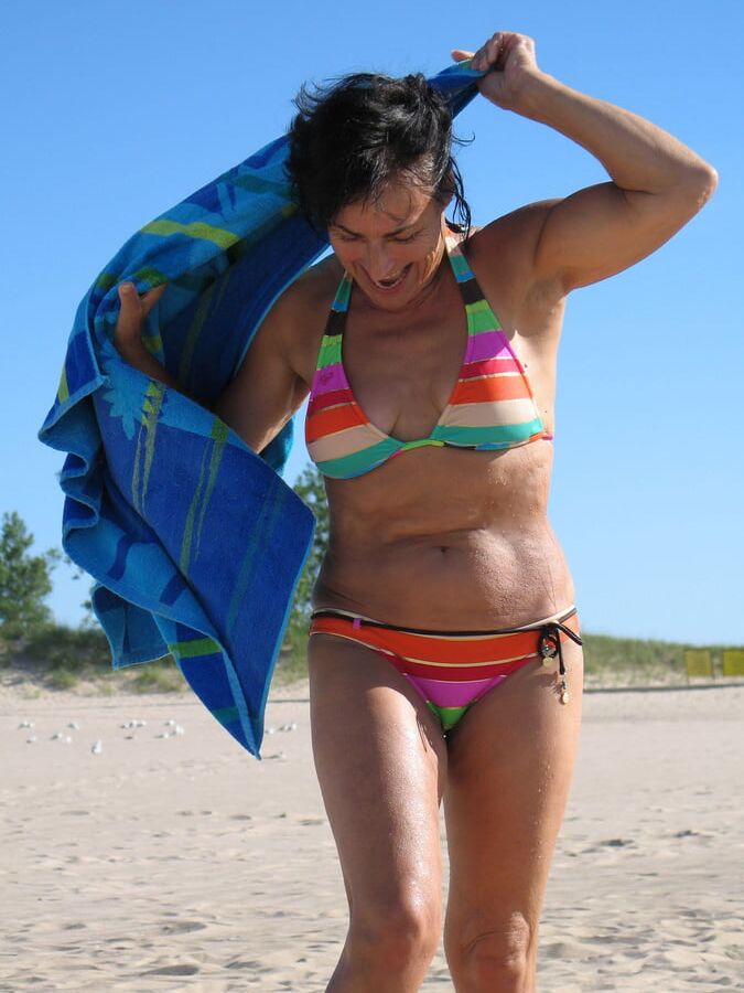 Kerstin im Bikini