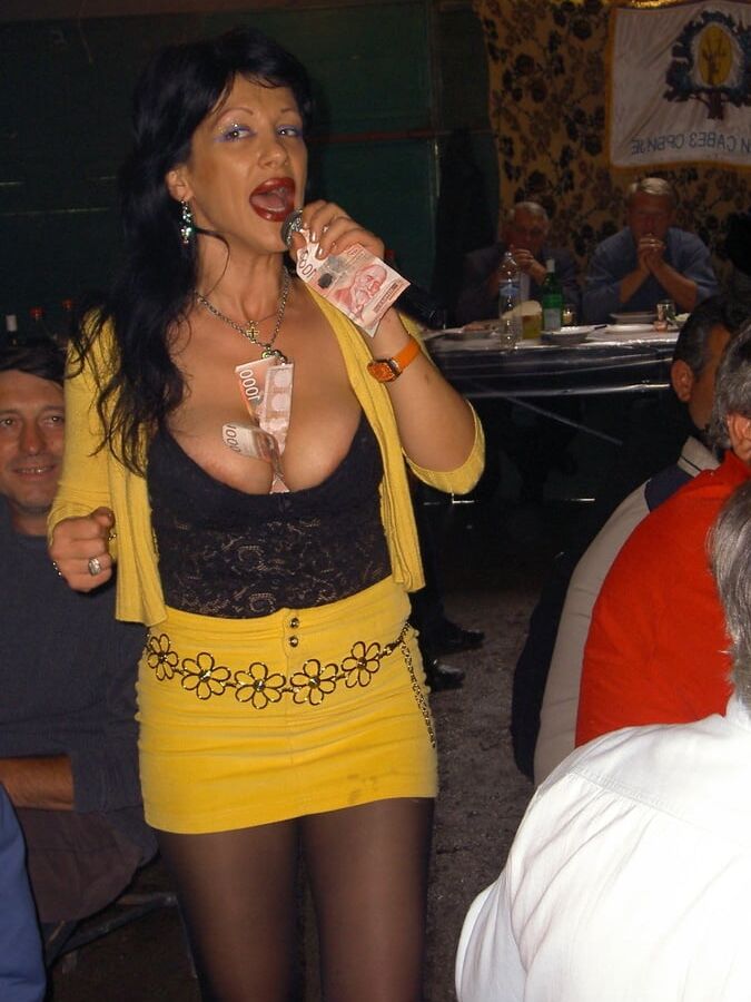Serbian Folk Singer Vesna Vukelic Vendi