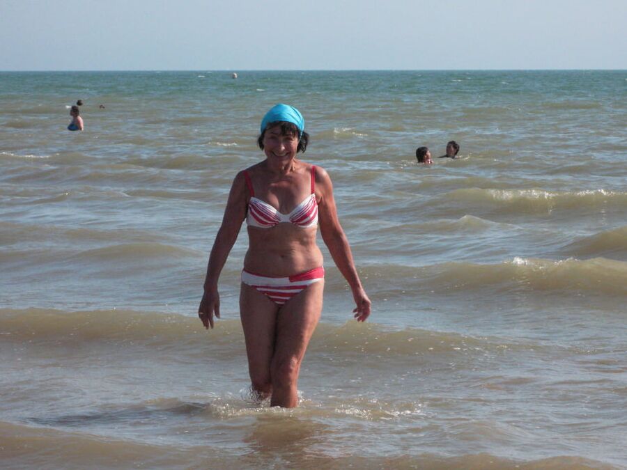 Kerstin im Bikini