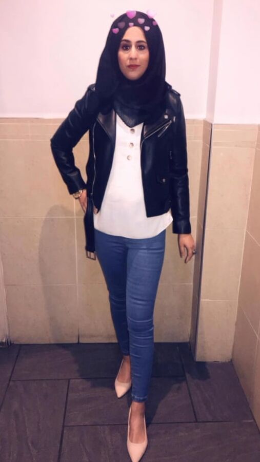 Hijabi