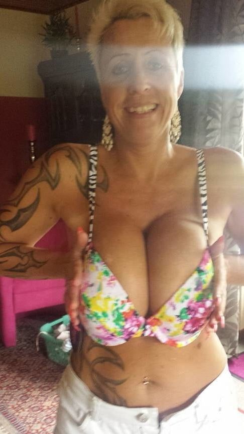 Big Tits Big Ass Amateur Mature MILF