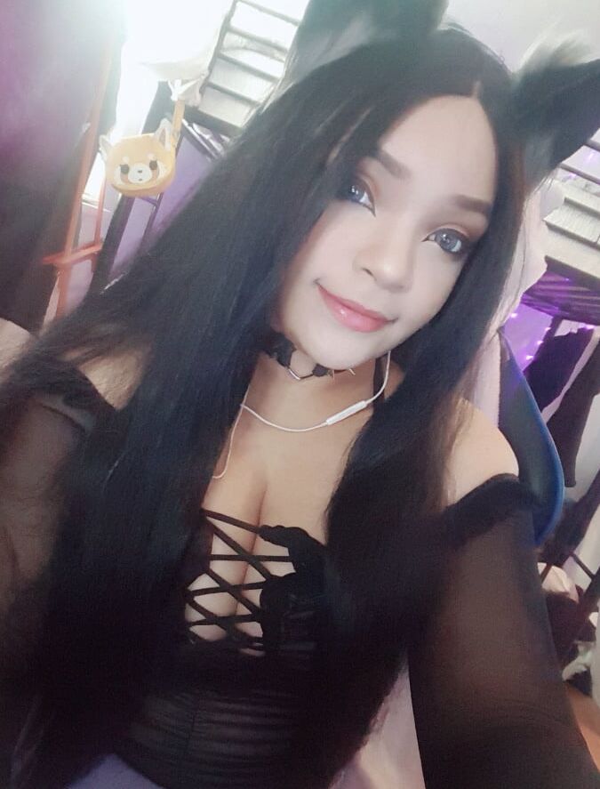 Ayumi Nini Twitch Streamer