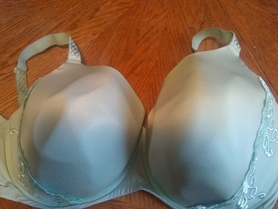 Bra shots