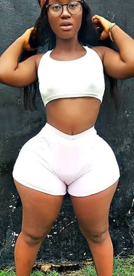Lil slim thick wide hip pear sonia
