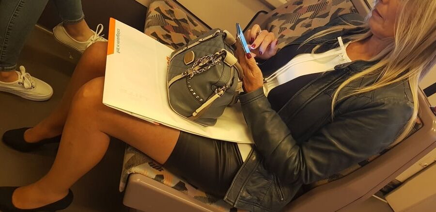 Street Pantyhose - Old Bitch in Tan Pantyhose on Train