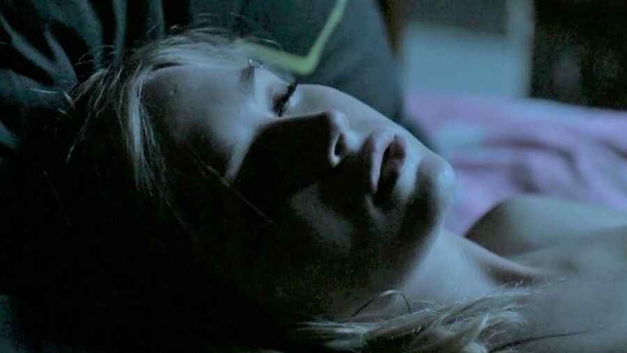Britt Robertson is so hot I want to lick her vol.