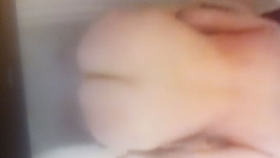 this is me please comment
