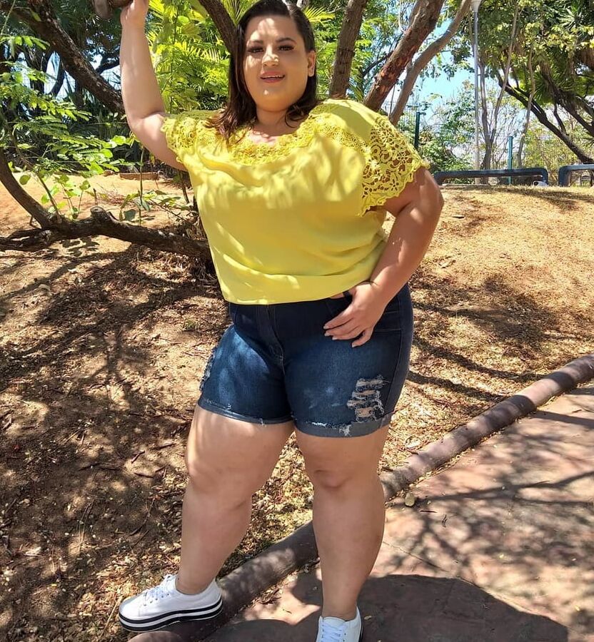 Mature for comments and cum