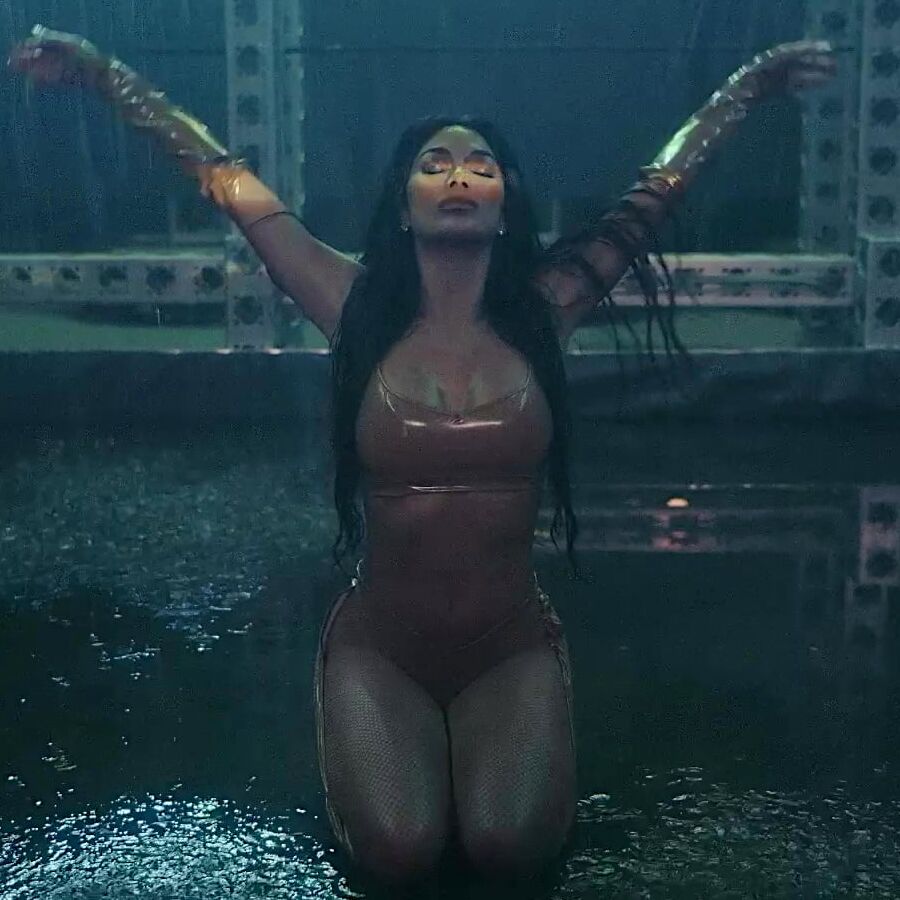 Nicole Scherzinger PCD &;React&; ()