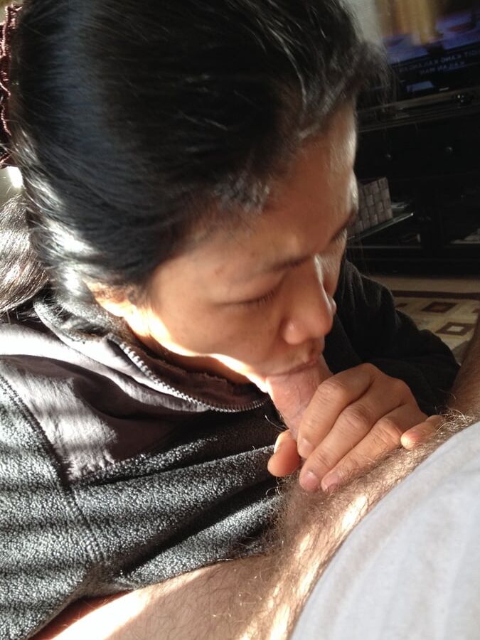 My friends fiancee is addicted to my pussy