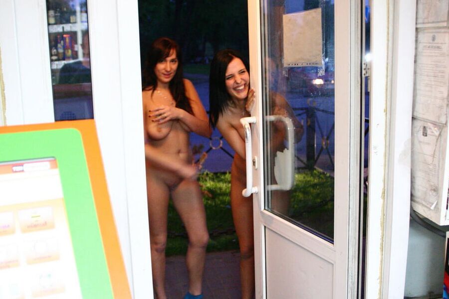 Two hot amateur brunette girls with no clothes