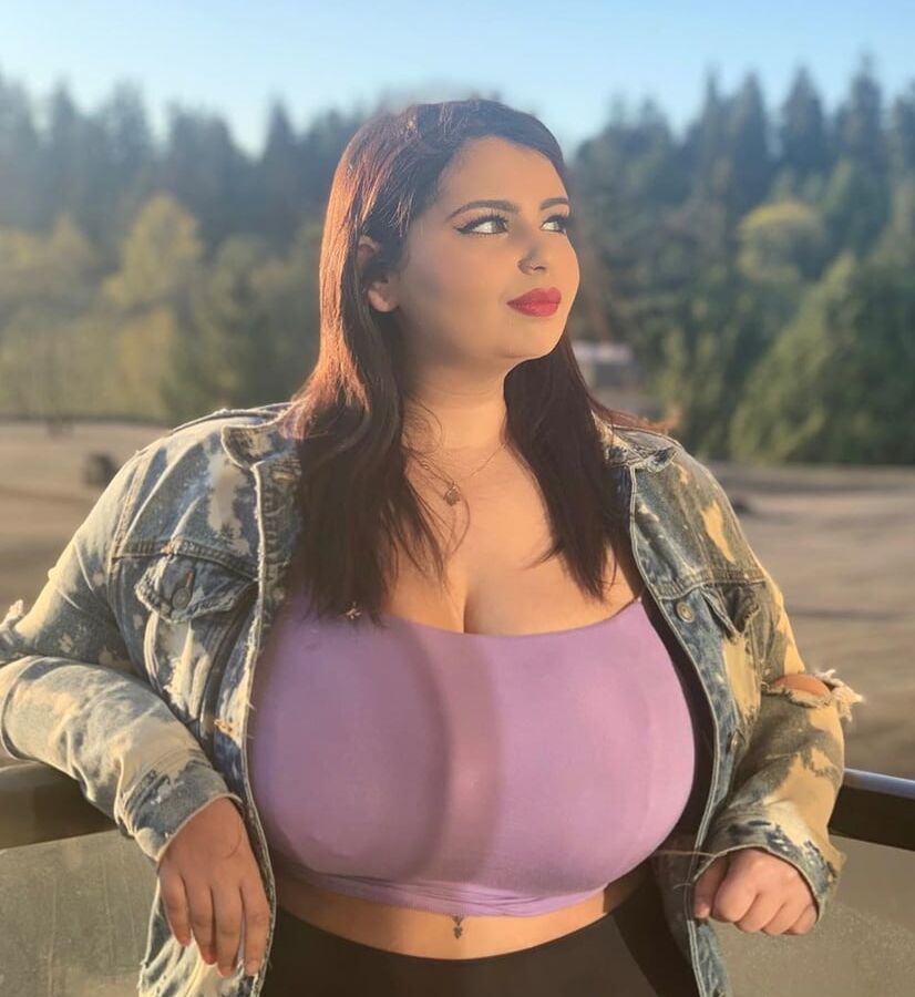 BBW - TITS TO XPLORE
