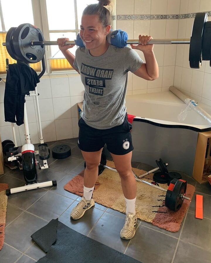 Lena Oberdorf