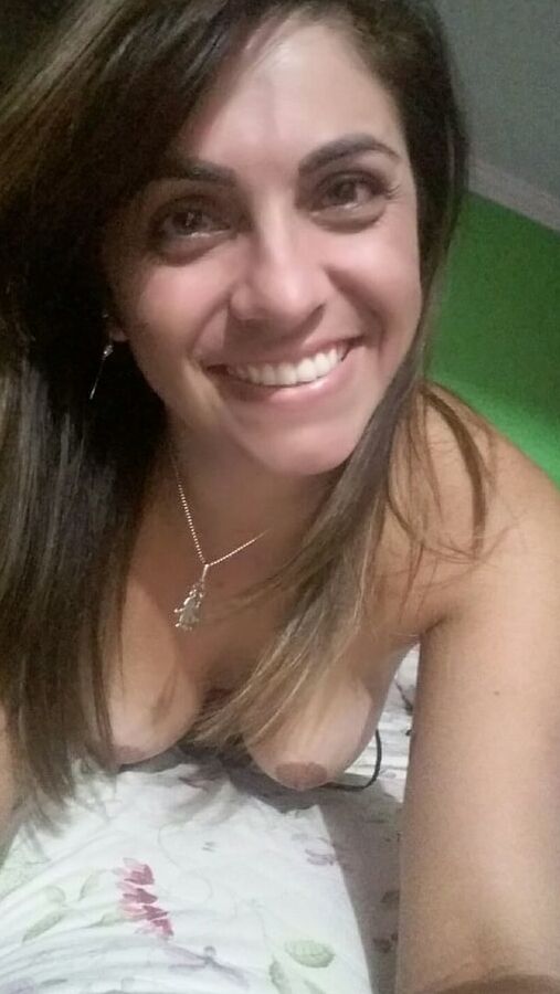 ADRIANA TARADINHA QUE SO QUER METER E NADA MAIS