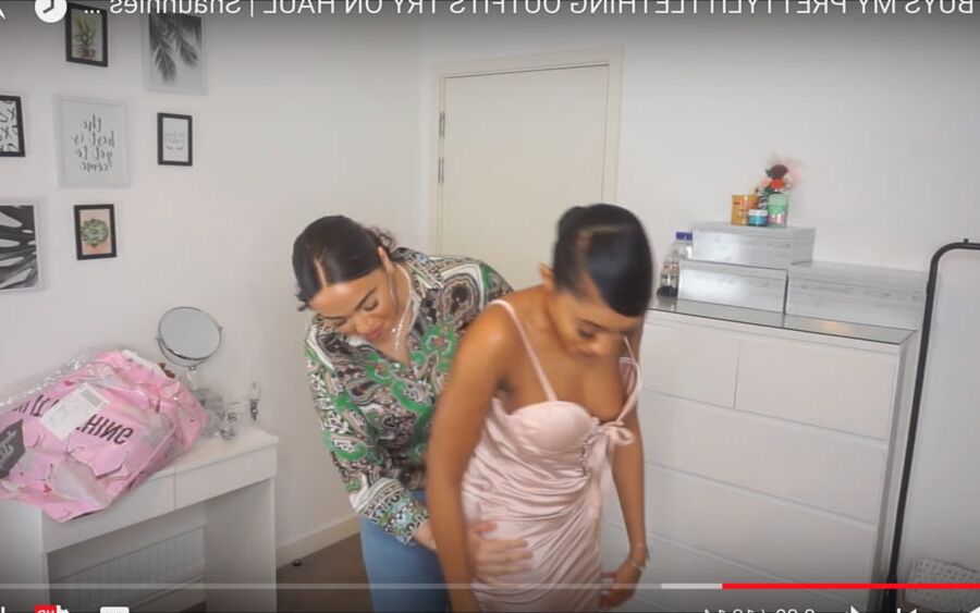 Shaunnie&;s Life Shaunnie_xoxo Youtuber Instagram Nip Slip