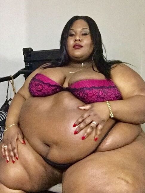 BBW Soft Fat Belly Girls