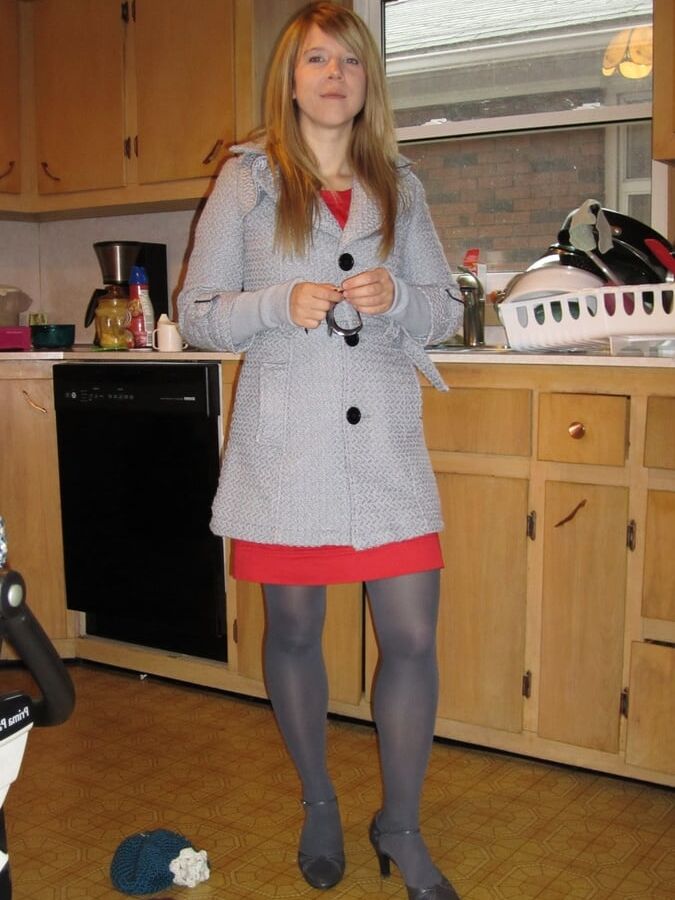 Canadian Wife in Tights