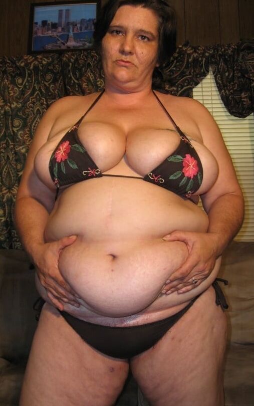 Bbw mix (Bikini out)