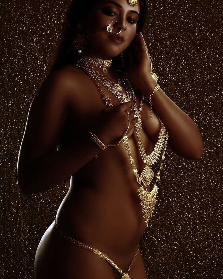 BENGALI MODEL JHILIK