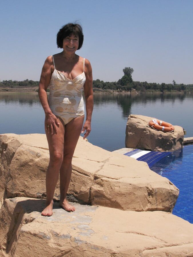 Kerstin im Bikini
