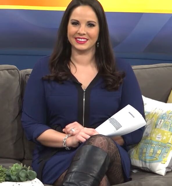 Female Celebrity Boots &amp; Leather - Kelly Nyberg