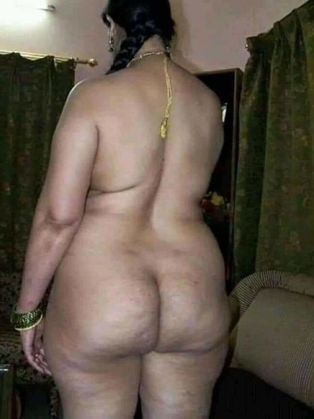 Big ass aunty