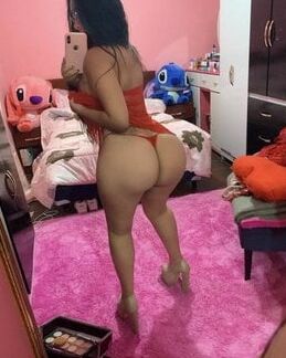 Latina Women Vol