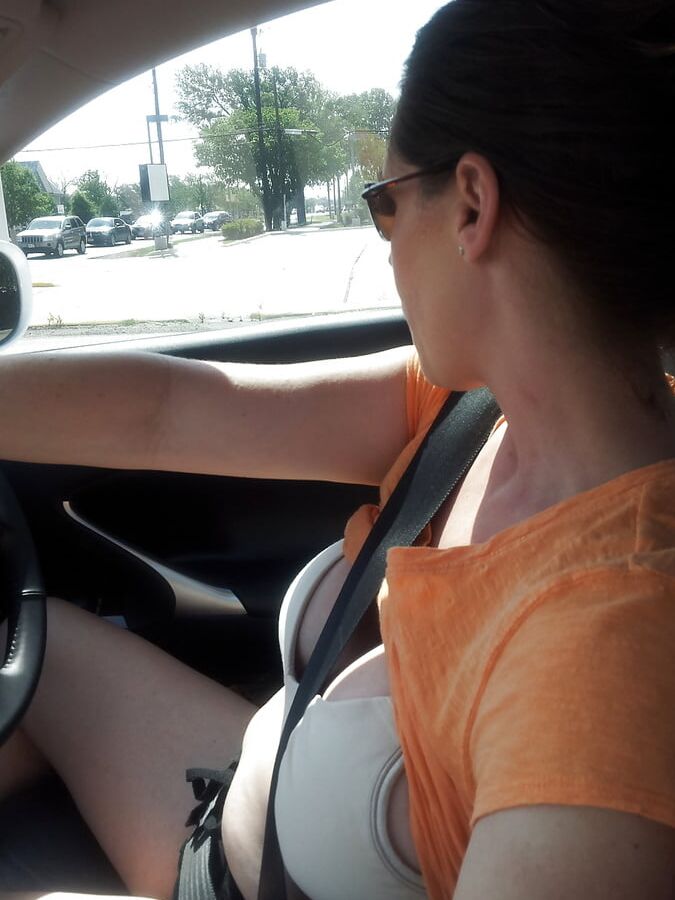 . Texas wife Brandy poses