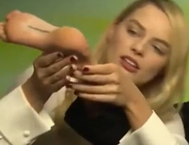 MARGOT ROBBIE
