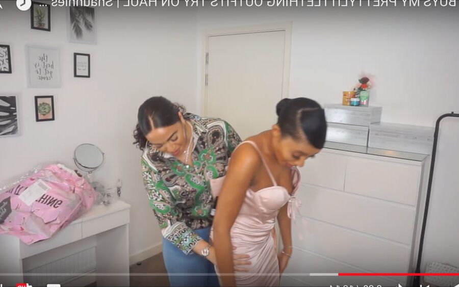 Shaunnie&;s Life Shaunnie_xoxo Youtuber Instagram Nip Slip