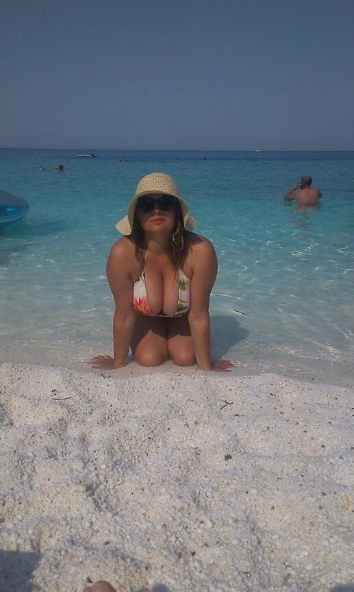 BoobsBikini