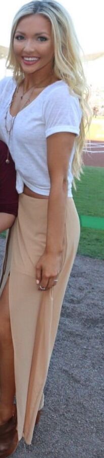 Erin Alvey REALLY SEXY Country Singer