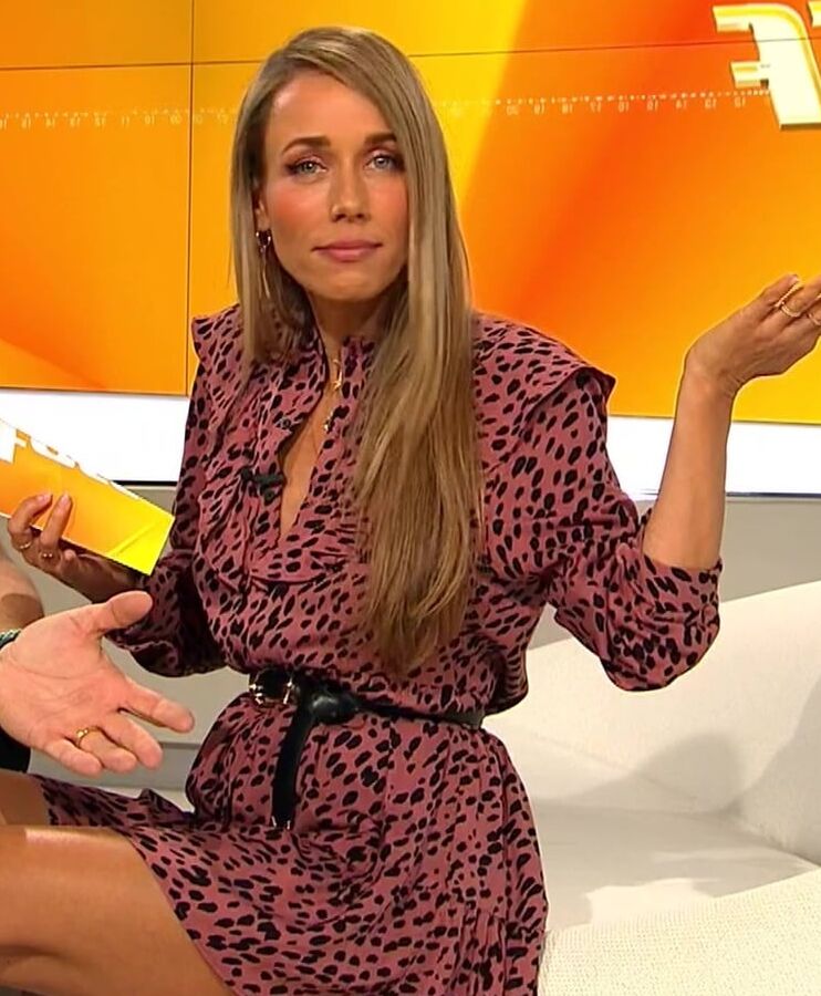 Annemarie Carpendale x HQ