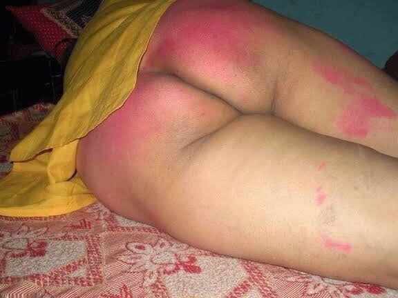 Desi MILFs hidden image