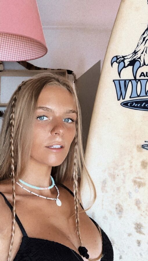 Lies dutch instagram model